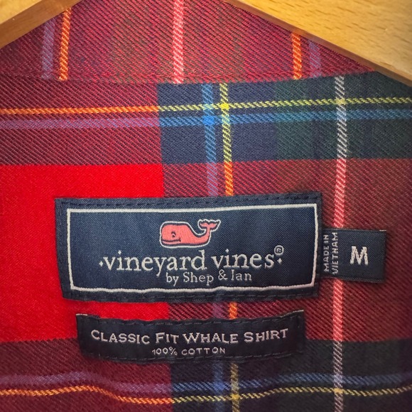 Vineyard Vines Classic Fit Whale Shirt Mens Medium Red Plaid Flannel Preppy - Picture 2 of 7